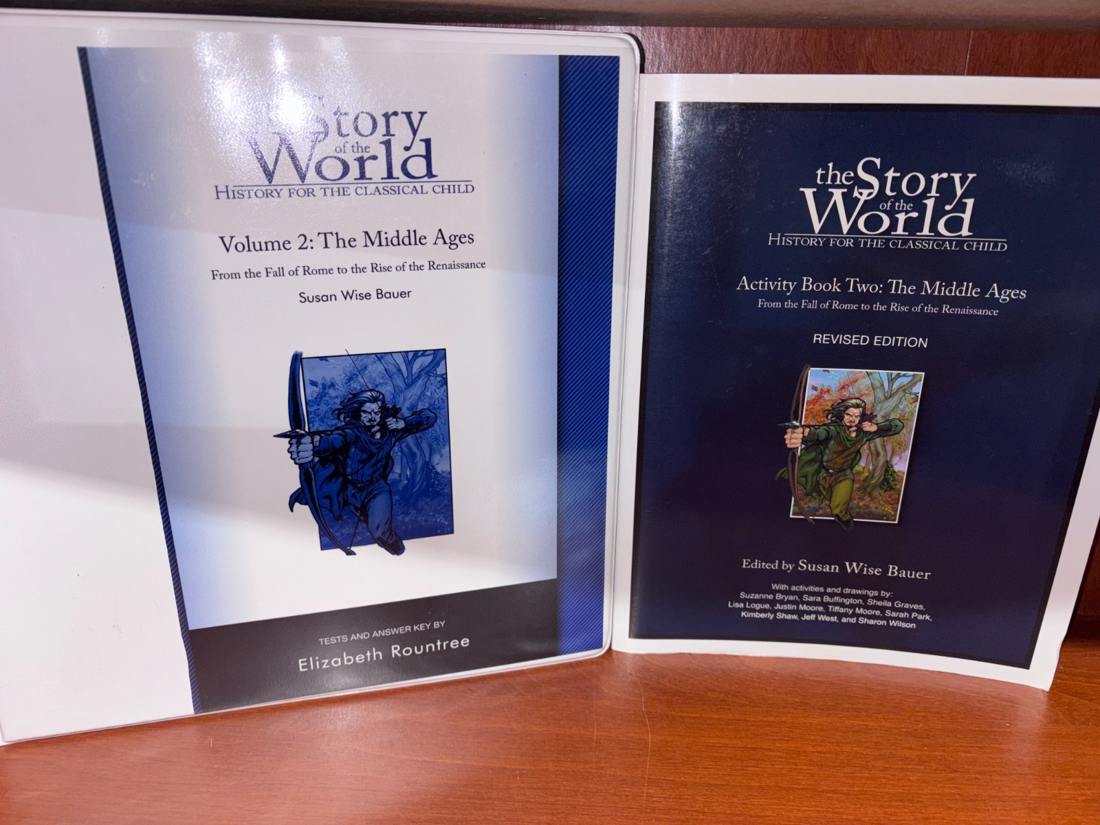 Susan Wise Bauer The Story of the World Volume 2 Book Set