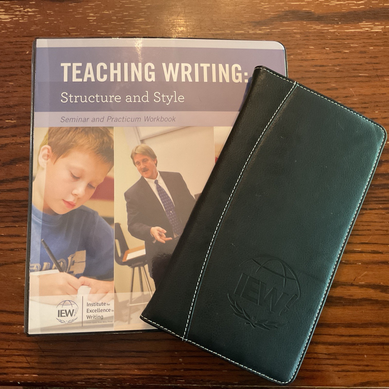 EXCELLENT Teaching Writing: Structure And Style Seminar Workbook + DVDs