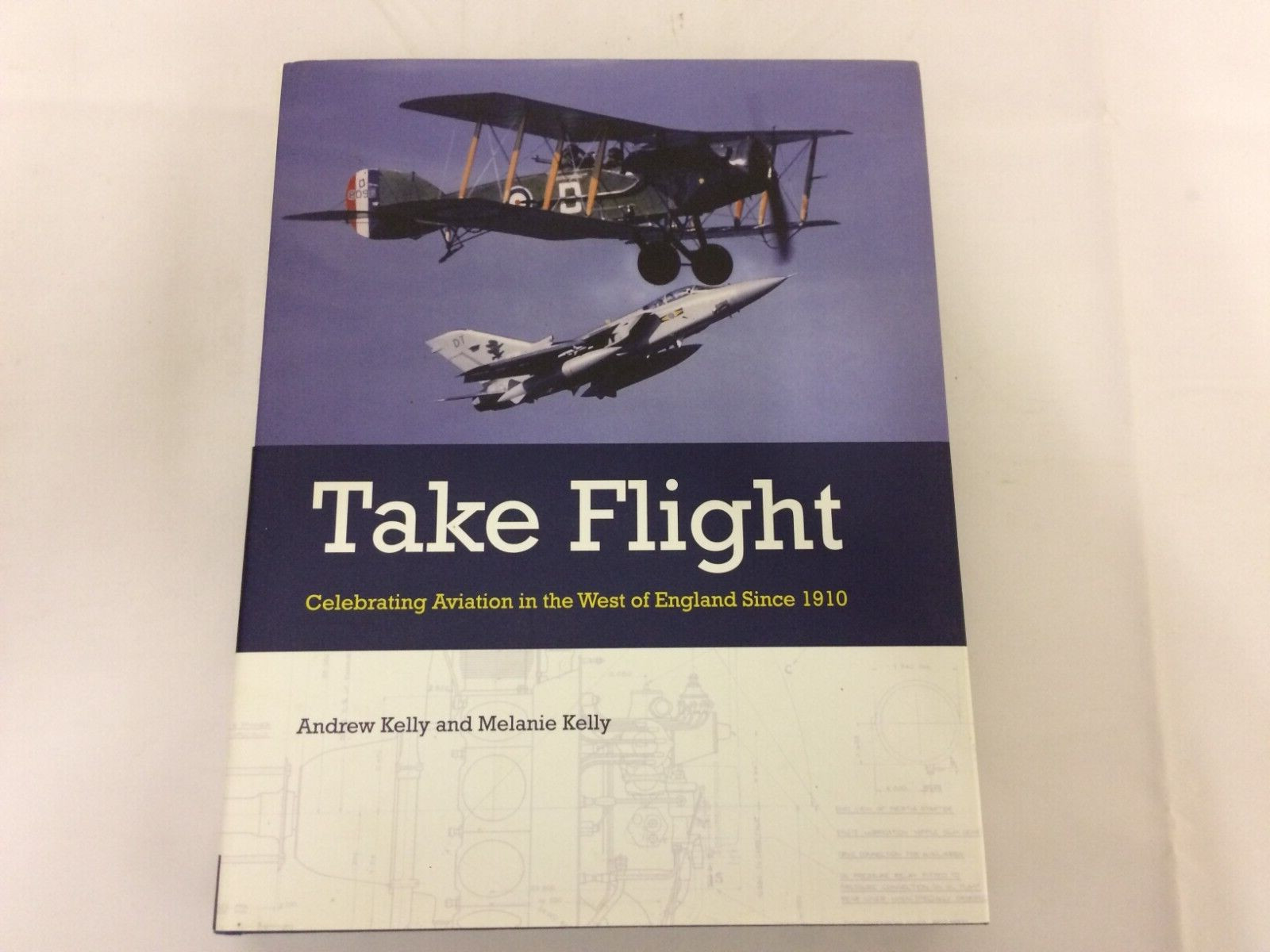 Take Flight -Celebrating aviation in the West – Andrew Kelly & Melanie Kelly