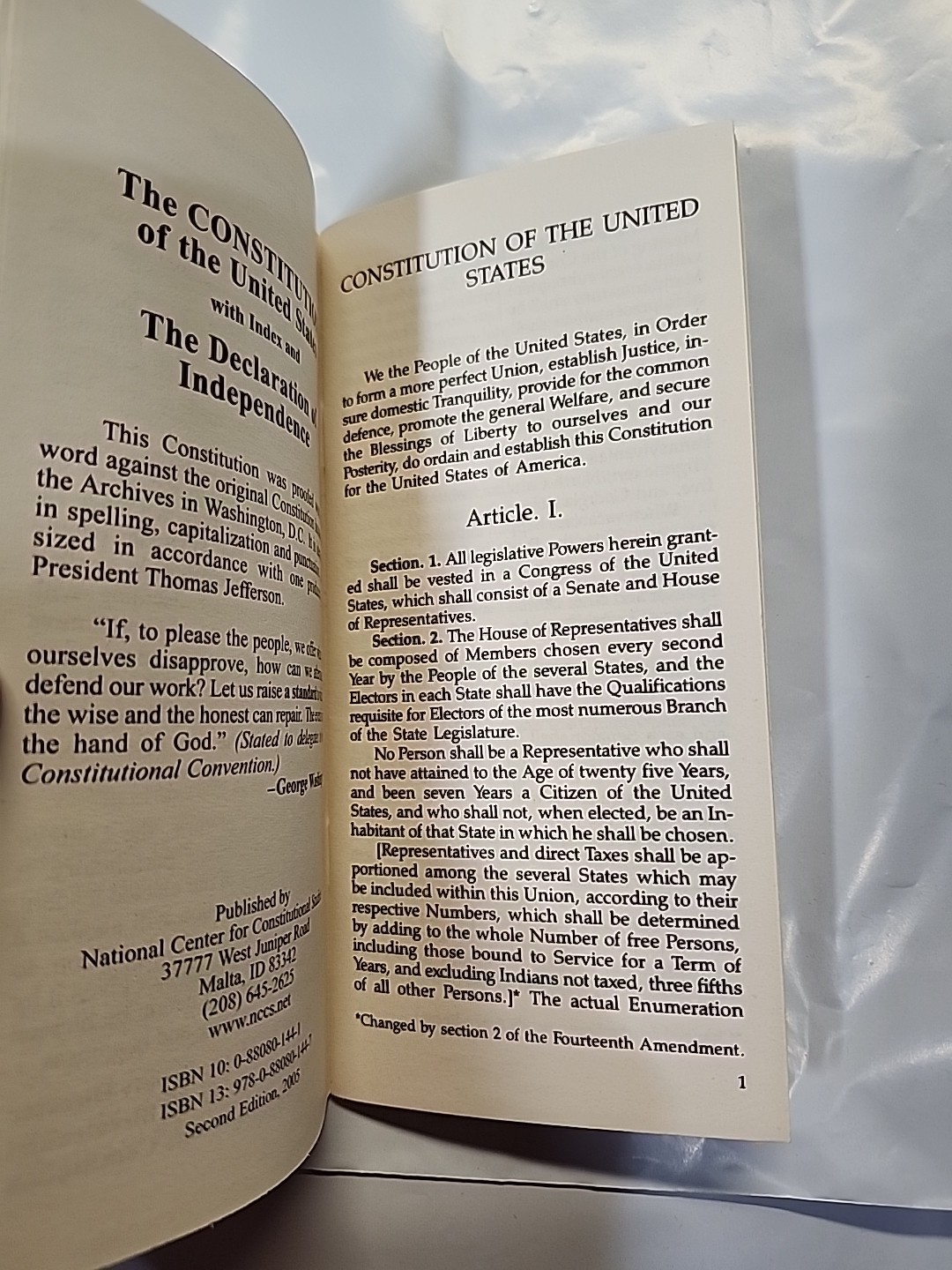 The Constitution of the US with All Amendments + Declaration of Independence