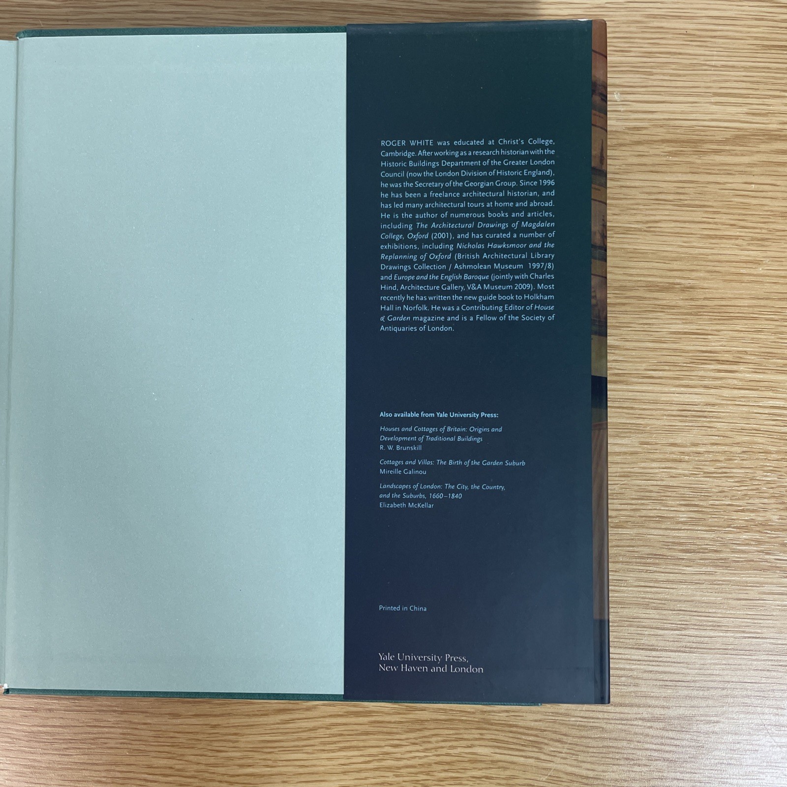 Cottages Ornes The Charms of the Simple Life by Roger White Hardback 1st edition