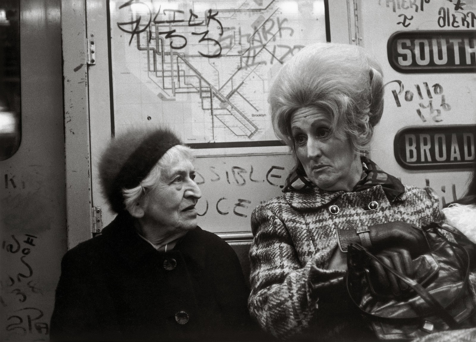 Manhattan Transit: The Subway Photographs of Helen Levitt, 2017–NEW