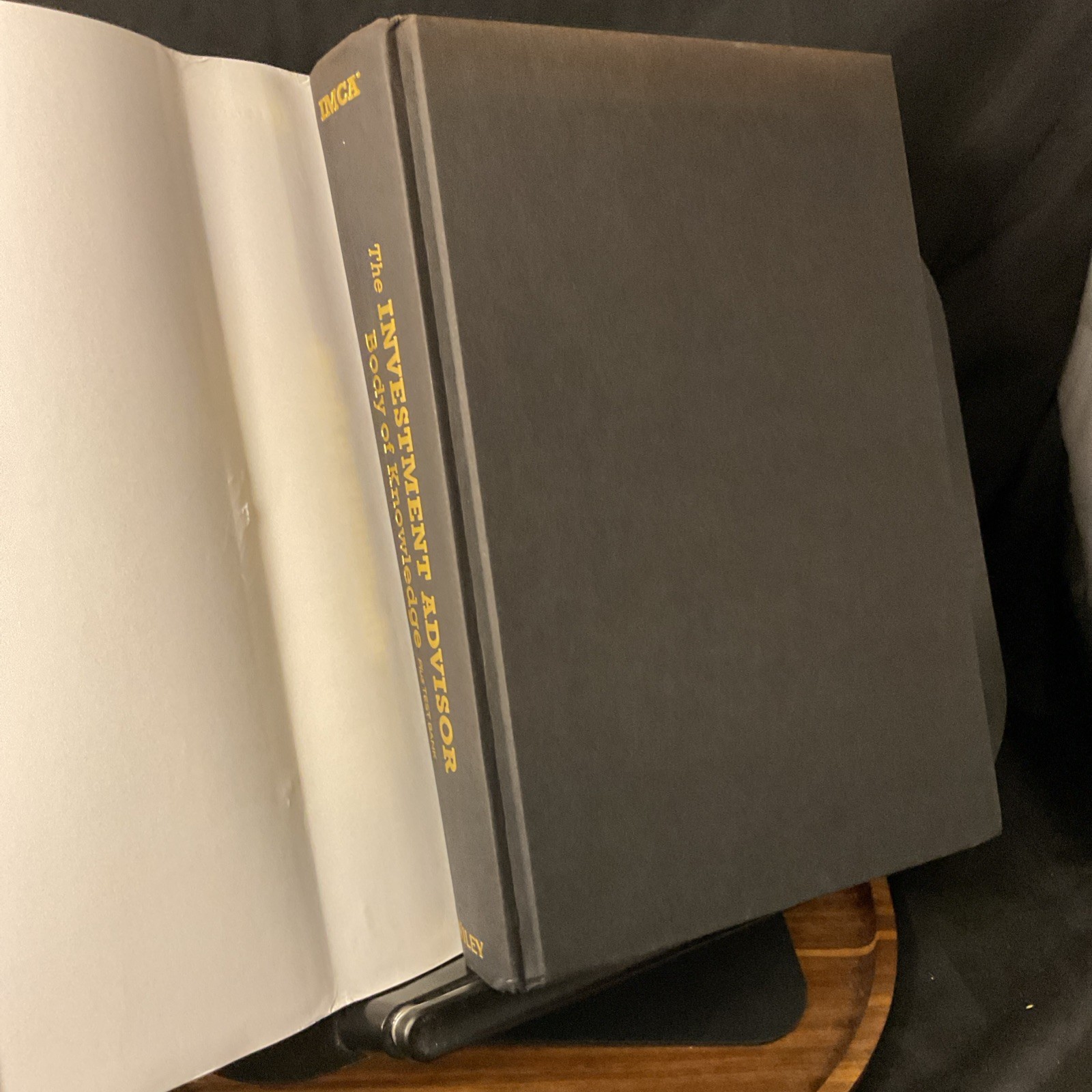 The Investment Advisor Body of Knowledge + Test Bank: Readings for the CIMA Cert