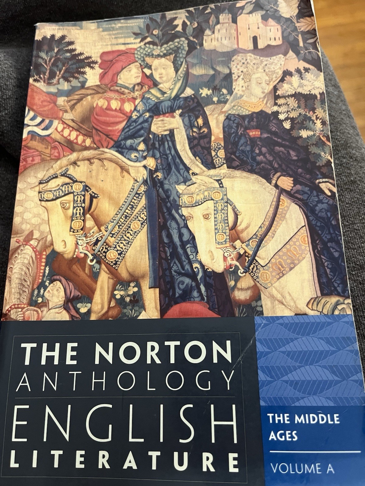 Norton Anthology English literature- Volume A Middle Ages 9th Edition