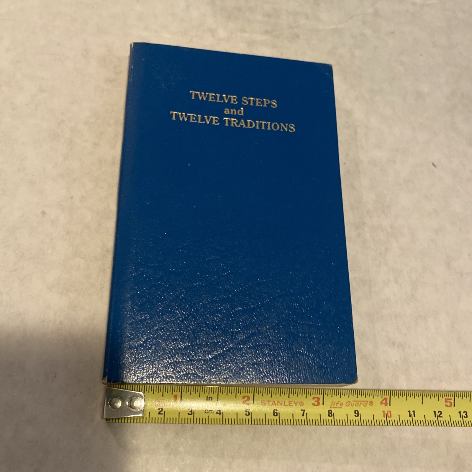 Alcoholics Anonymous AA Twelve Steps And Twelve Traditions Pocket Size 2001