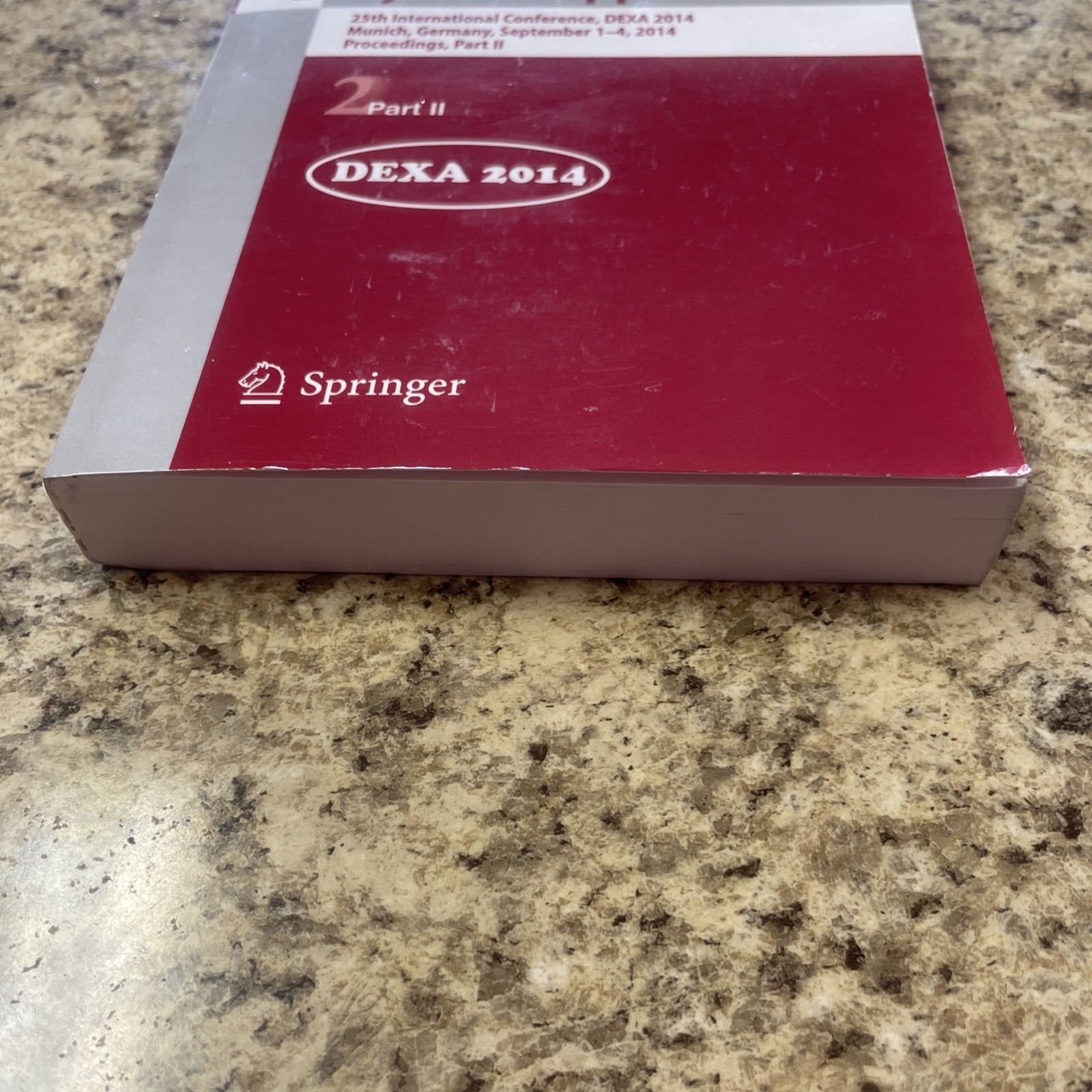 Database and Expert Systems Applications – 9783319100845 Like New!