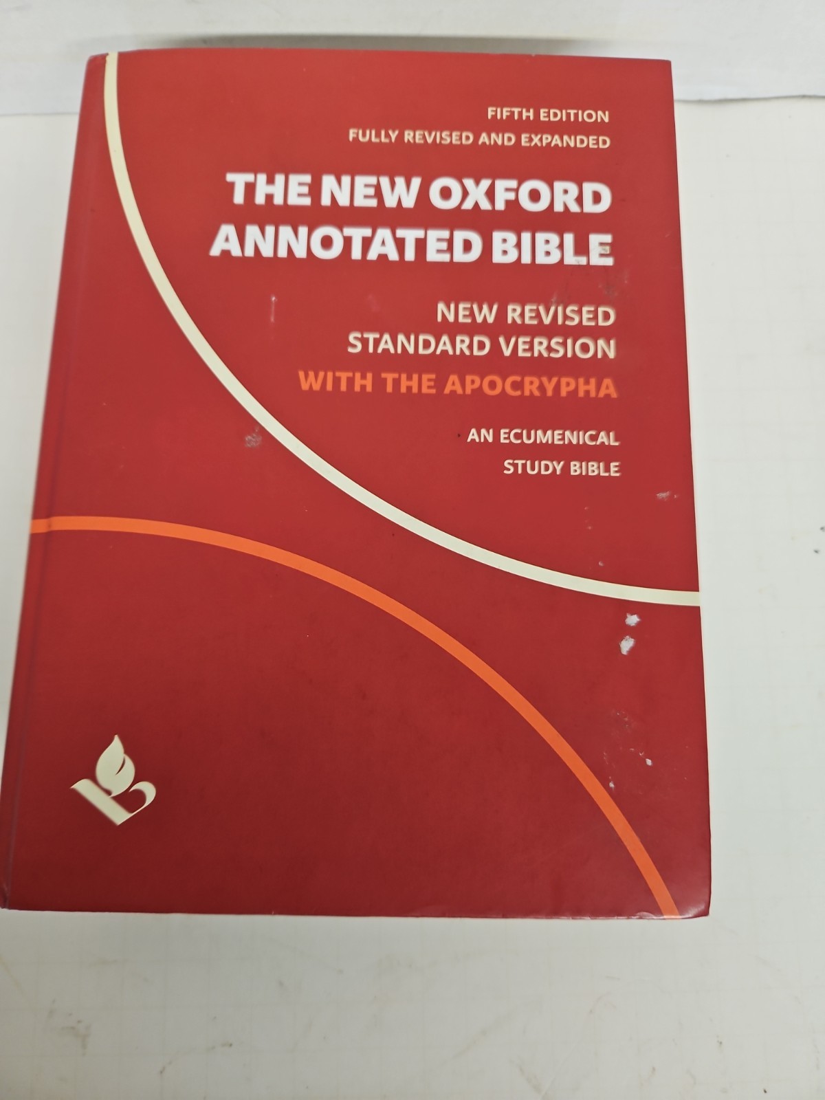New Oxford Annotated Bible with Apocrypha : New Revised Standard Version by Marc