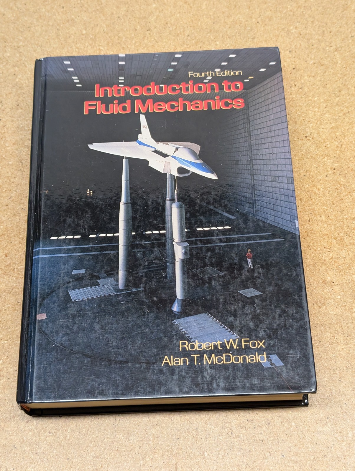 Introduction to Fluid Mechanics – Hardcover By Fox, Robert W – GOOD