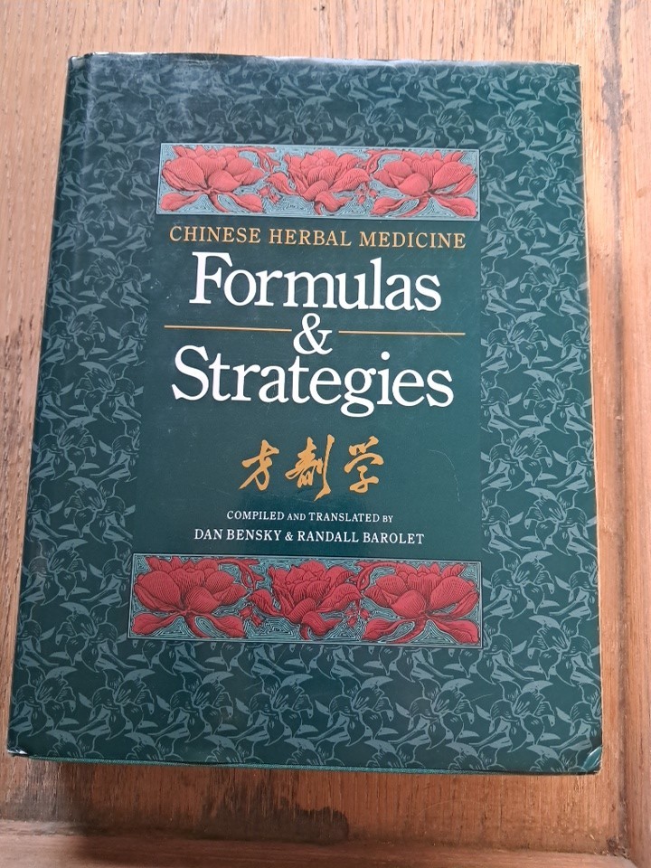 Chinese Herbal Medicine Formulas and Strategies By Bensky Barolet Hardcover 1990
