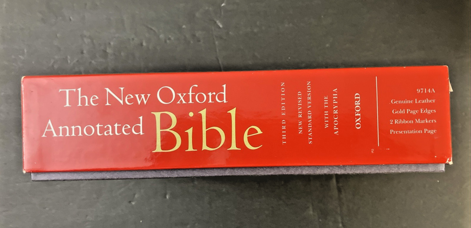 New Oxford Annotated Bible with the Apocrypha, NRSV. 3rd Edition. Leather. 9714A