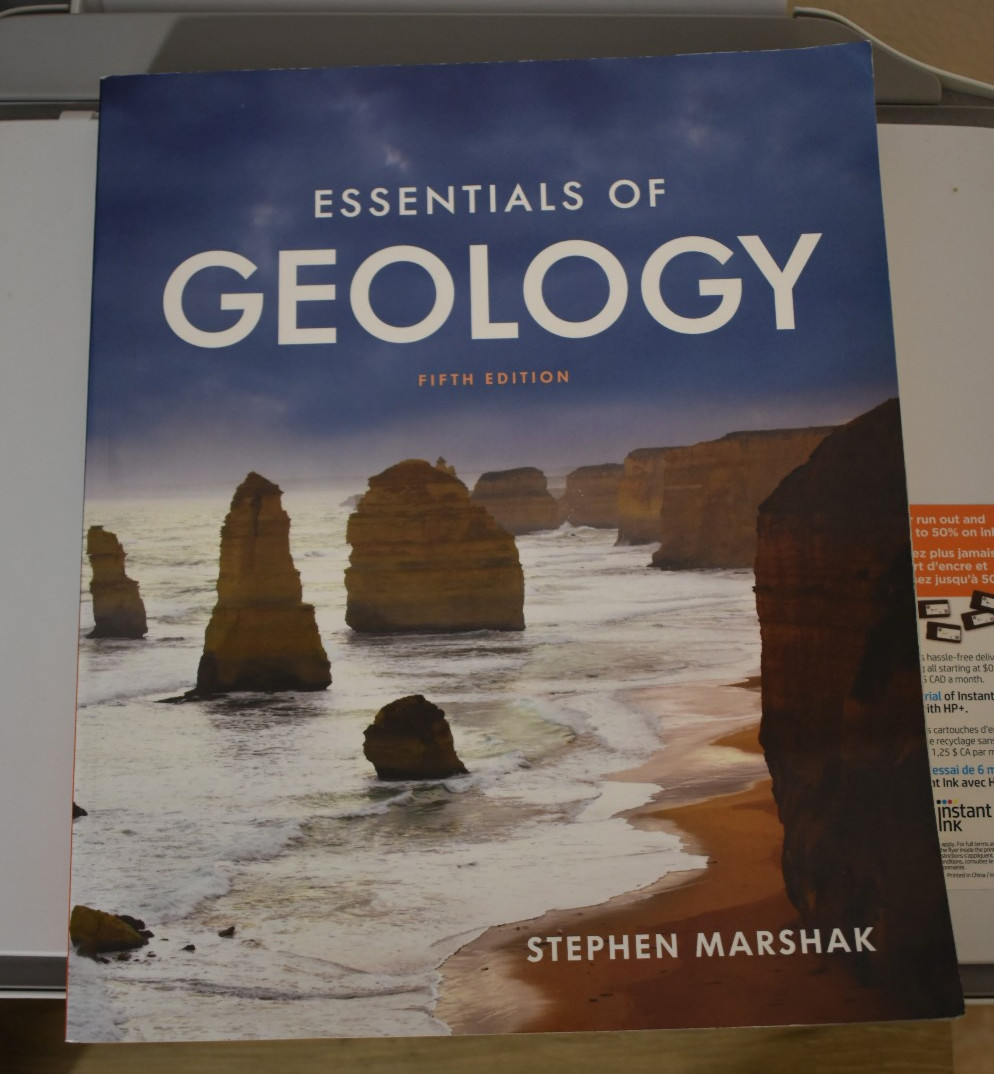 Essentials of Geology – Paperback, by Marshak Stephen – Good