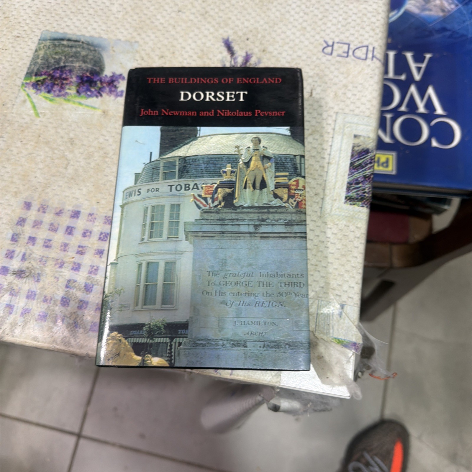 Dorset ( Pevsner buildings of England) by Pevsner, hard cover