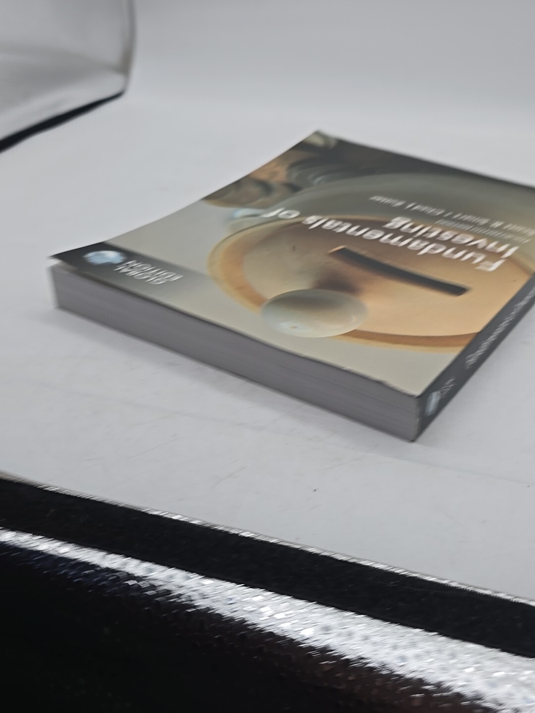 Fundamentals of Investing, Global Edition 14th Edition by Scott Smart (English)