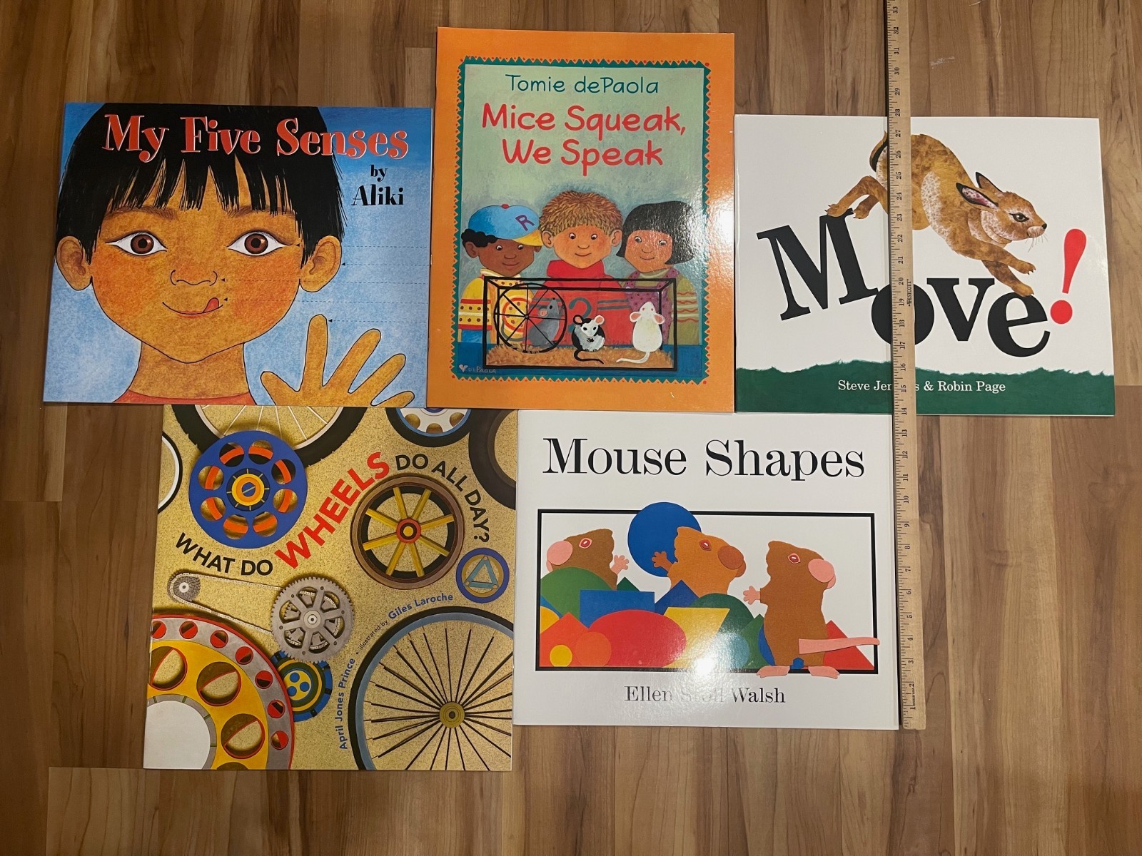 Journeys Kindergarten LV K, Units 1-6, Lot of 29 BIG BOOKS / BOOK, LIKE NEW, HMH