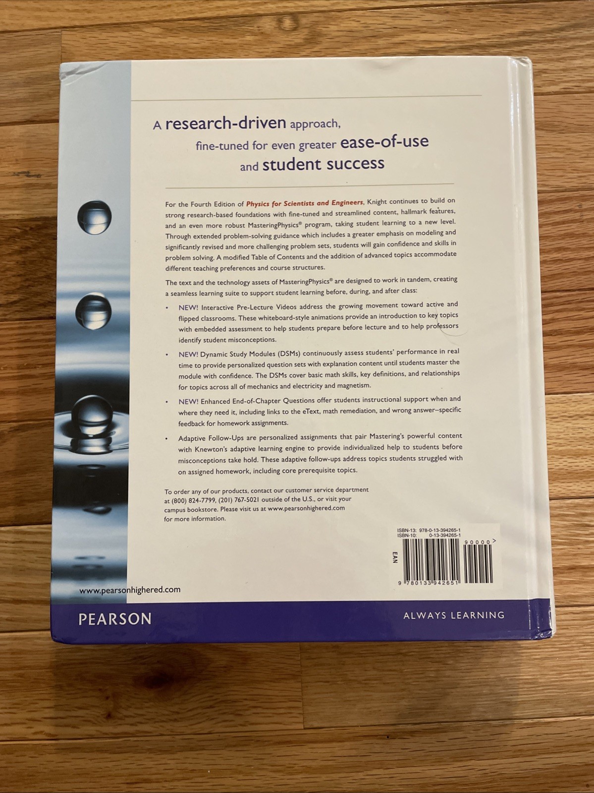 Physics for Scientists and – Hardcover, by Knight Randall – Acceptable