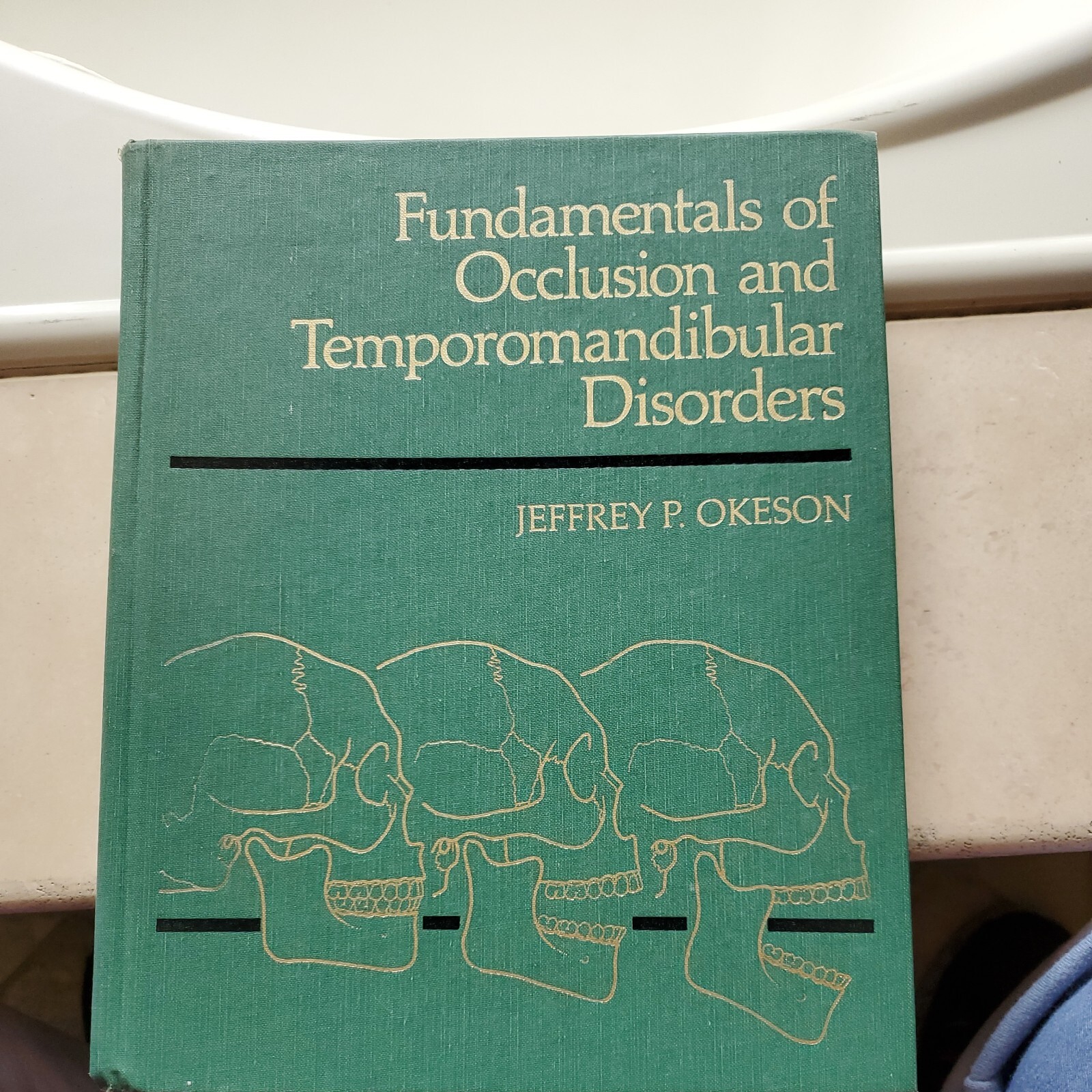 Fundamentals of occlusion and temporomandibular disorders – Okeson, Jeffrey P